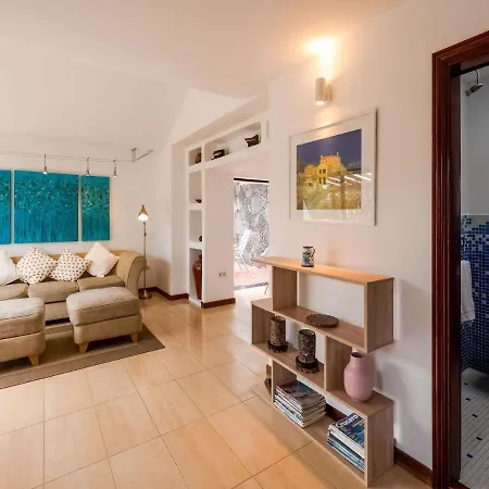 Belvilla By Oyo Aloe Villa