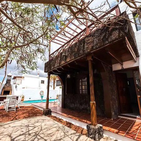 Belvilla By Oyo Aloe *