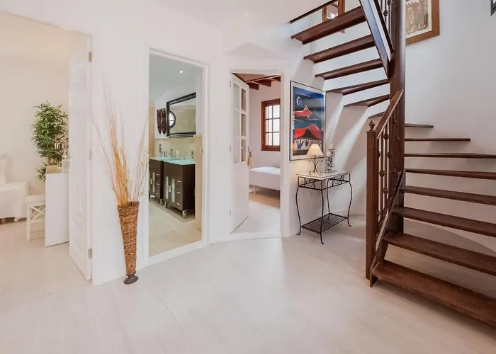 Belvilla By Oyo Aloe Villa *