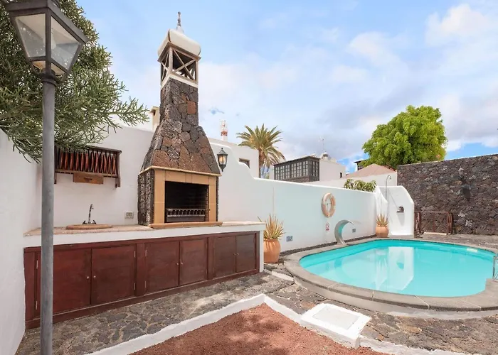 Villa Belvilla By Oyo Aloe Puerto del Carmen (Lanzarote)