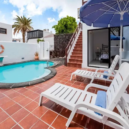 Belvilla By Oyo Aloe Βίλα