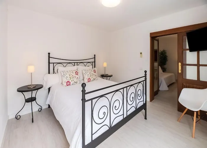 Villa Aloe With Pool In *